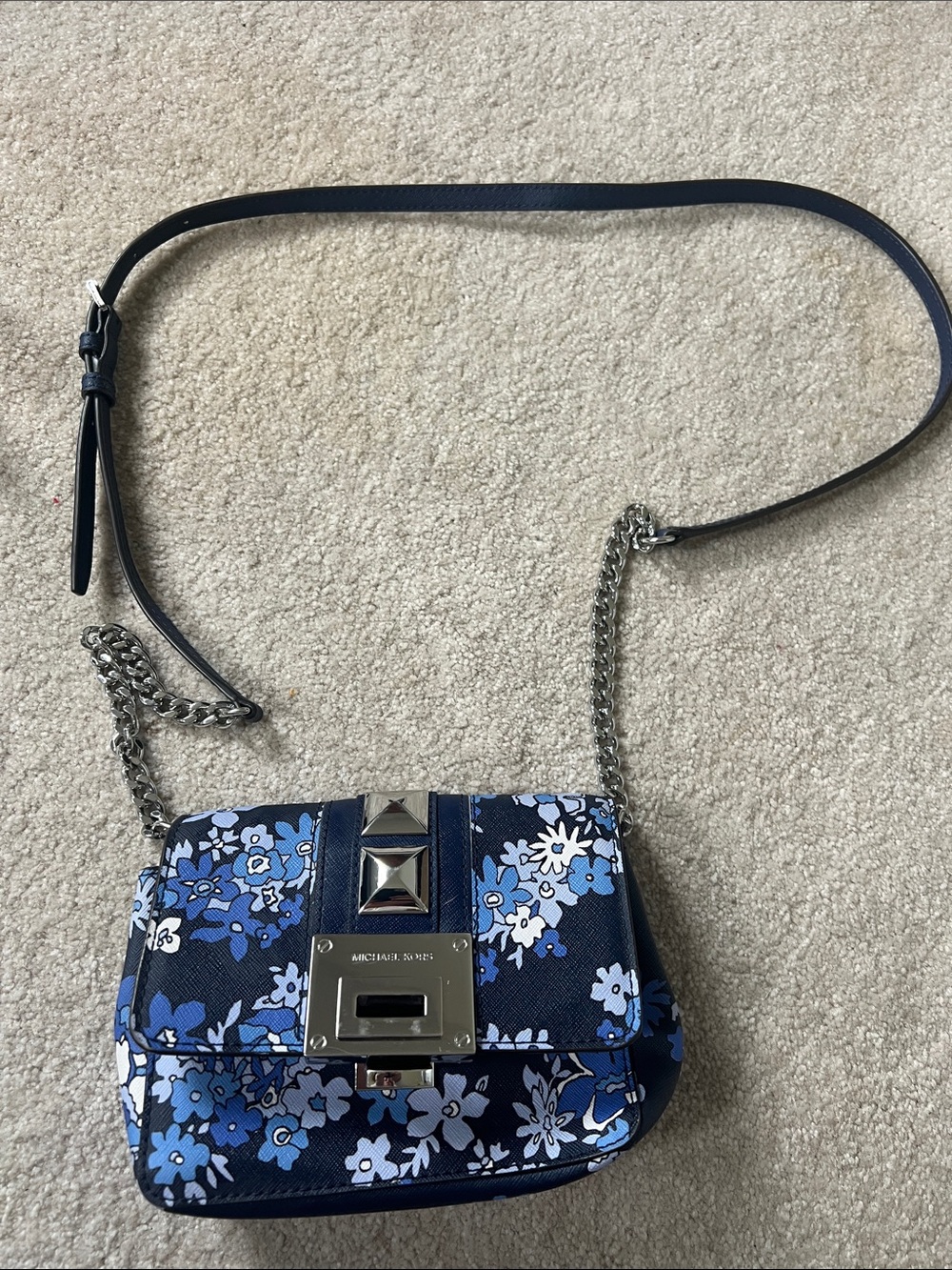 Michael Kors Navy Floral Shoulder Bag with Gold Hardware - Picture 3 of 15